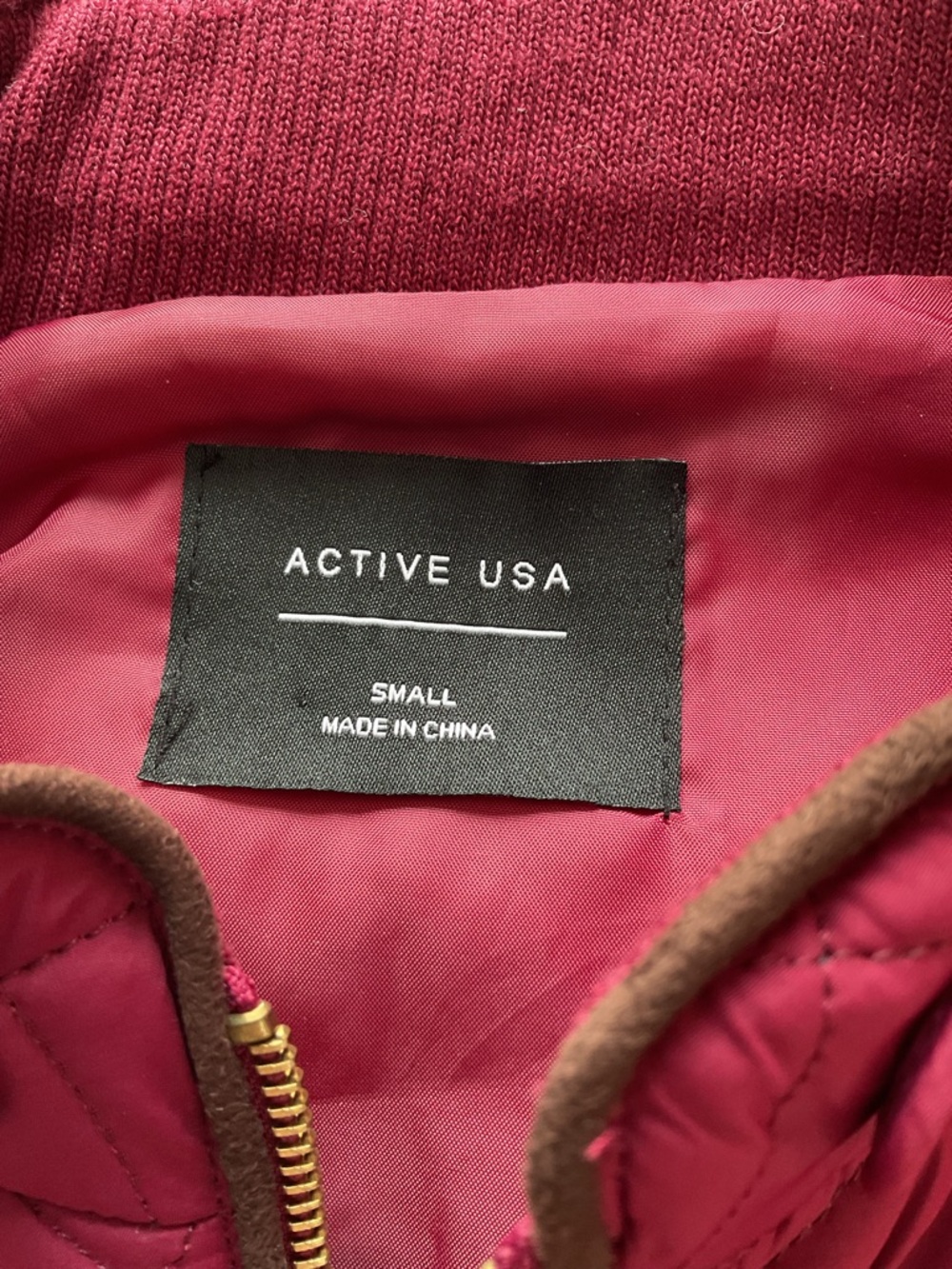 Active USA Burgundy Quilted Vest Gold Zip Knit Side Panels Women S NWT - Picture 9 of 14